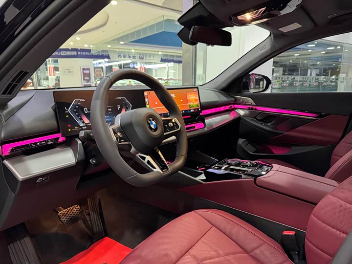 Фото 4 - BMW 5 Series