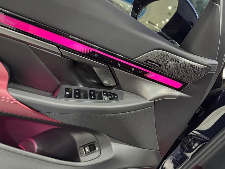 Фото 5 - BMW 5 Series