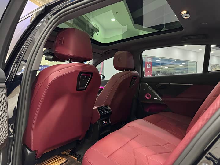 Фото 8 - BMW 5 Series