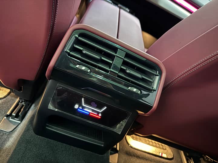 Фото 9 - BMW 5 Series