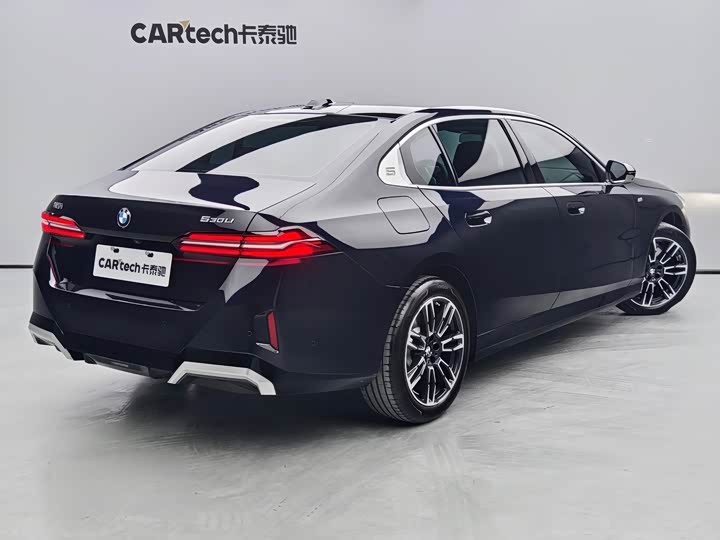 Фото 4 - BMW 5 Series