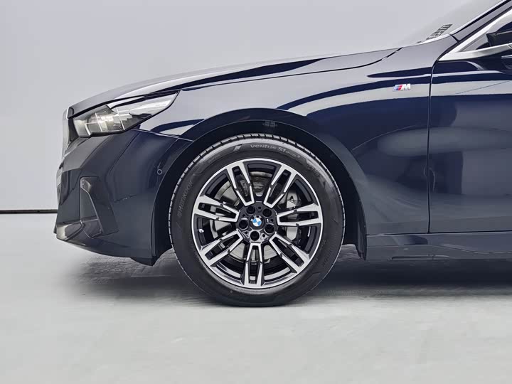 Фото 6 - BMW 5 Series