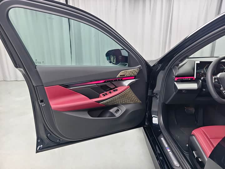 Фото 7 - BMW 5 Series