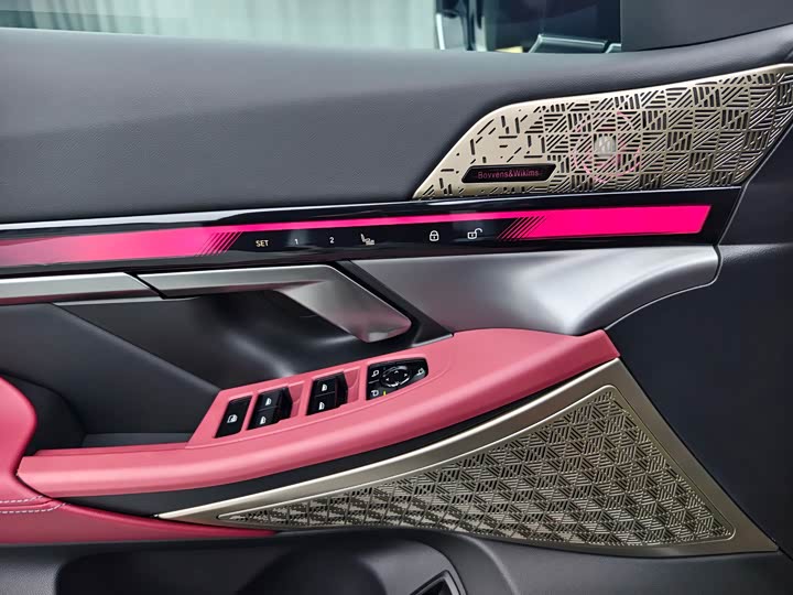 Фото 8 - BMW 5 Series