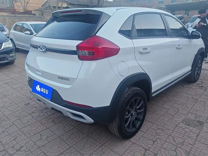 Фото 3 - Chery Tiggo 3x