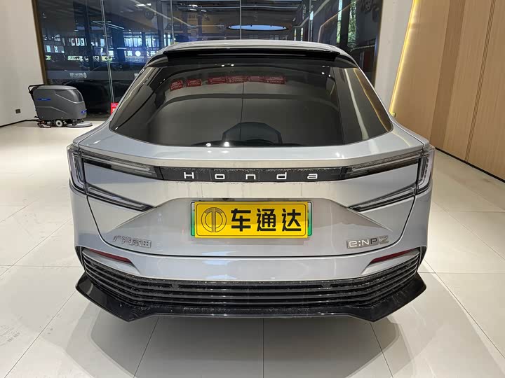 Фото 5 - Honda e:NP2