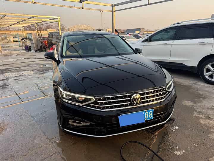 Фото 2 - Volkswagen Magotan