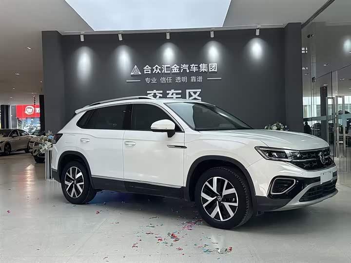 Фото 3 - Volkswagen Tayron