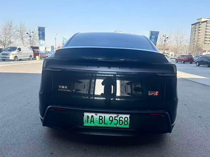 Фото 5 - Tesla Model Y