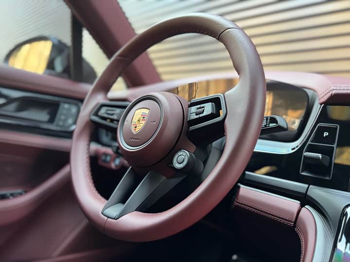 Фото 8 - Porsche Panamera
