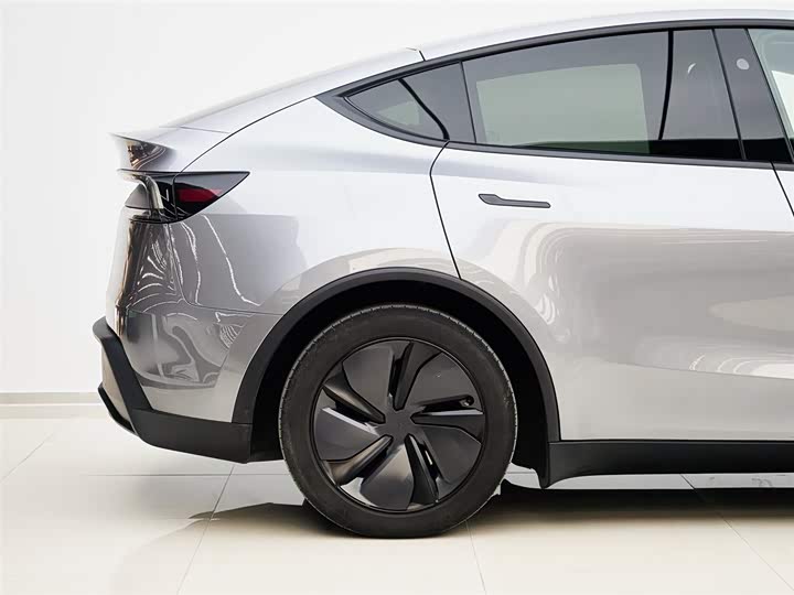 Фото 5 - Tesla Model Y