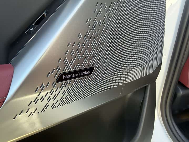 Photo 9 - BMW 5 Series