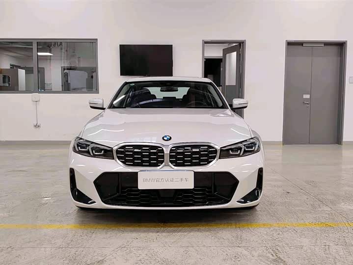 Фото 4 - BMW 3 Series