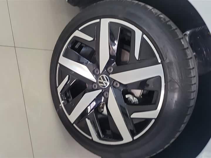 Фото 6 - Volkswagen Lamando L