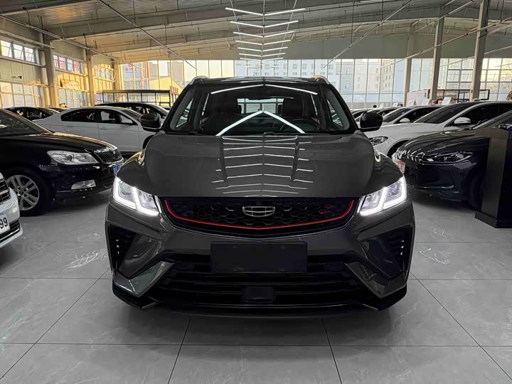 Фото 2 - Geely Coolray