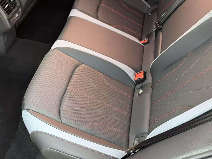 Фото 9 - Volkswagen Lamando L