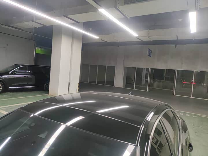 Фото 9 - Audi A6L