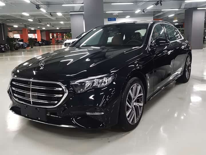 Photo 1 - Mercedes-Benz E-Class