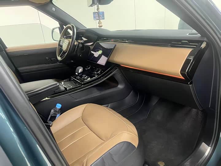 Photo 3 - Land Rover Range Rover Sport