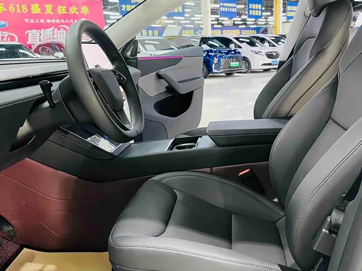 Фото 7 - Tesla Model Y