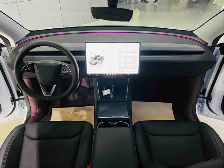 Фото 9 - Tesla Model Y