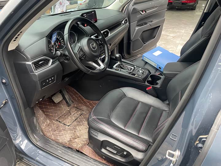 Фото 5 - Mazda CX-5