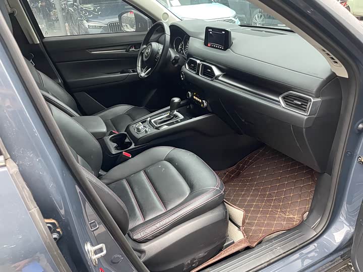 Фото 7 - Mazda CX-5