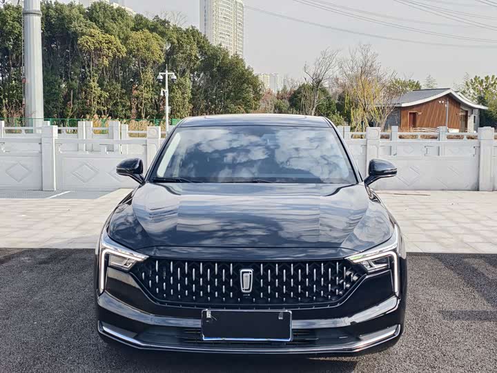 Фото 2 - Bestune B70