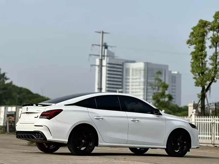 Фото 9 - MG Motor 5 Scorpio