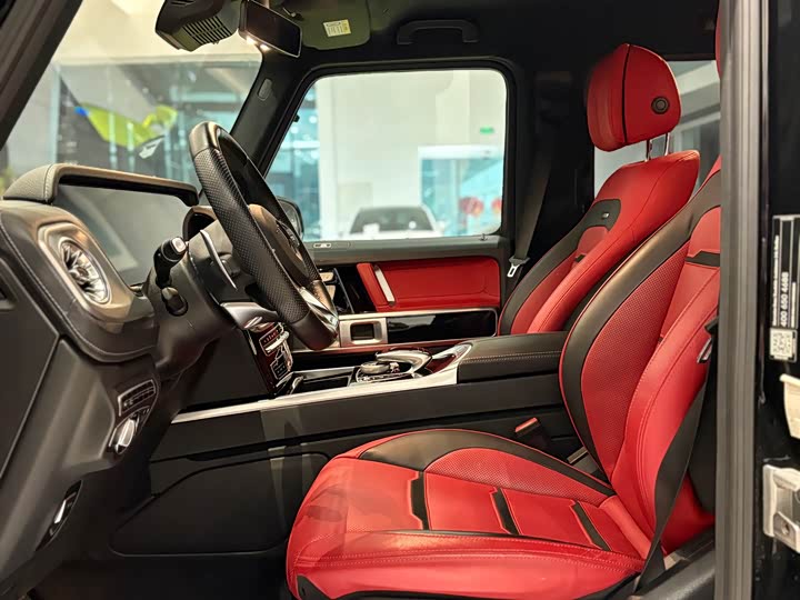 Фото 9 - Mercedes-Benz G-Class AMG