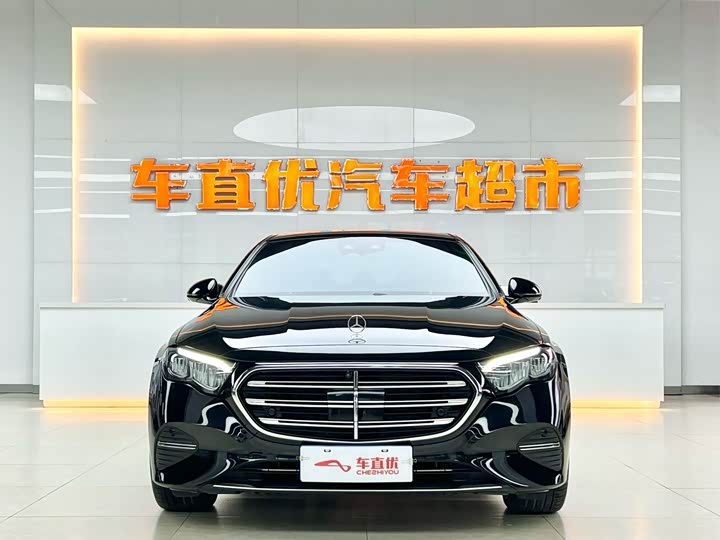 Фото 3 - Mercedes-Benz E-Class