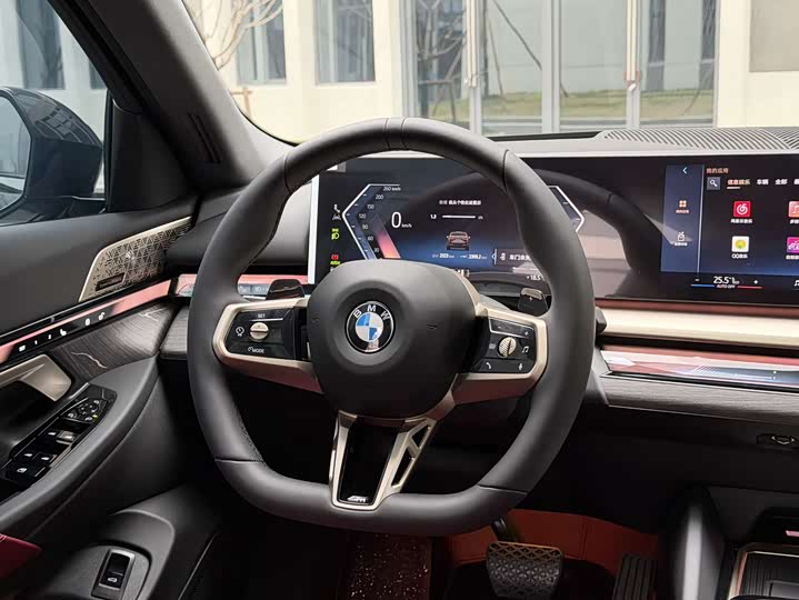 Фото 5 - BMW 5 Series