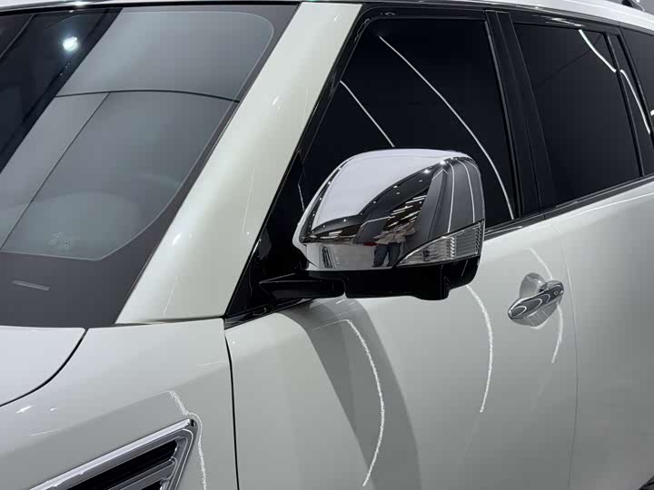 Фото 4 - Nissan Armada