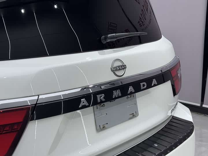 Фото 8 - Nissan Armada
