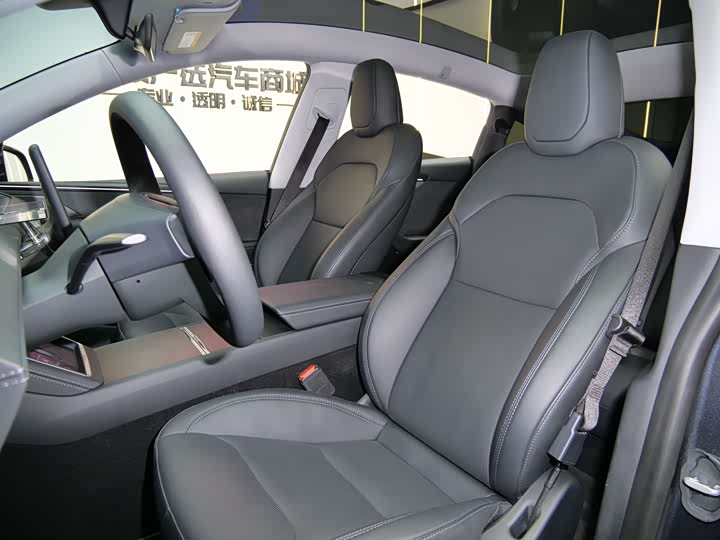 Фото 9 - Tesla Model Y