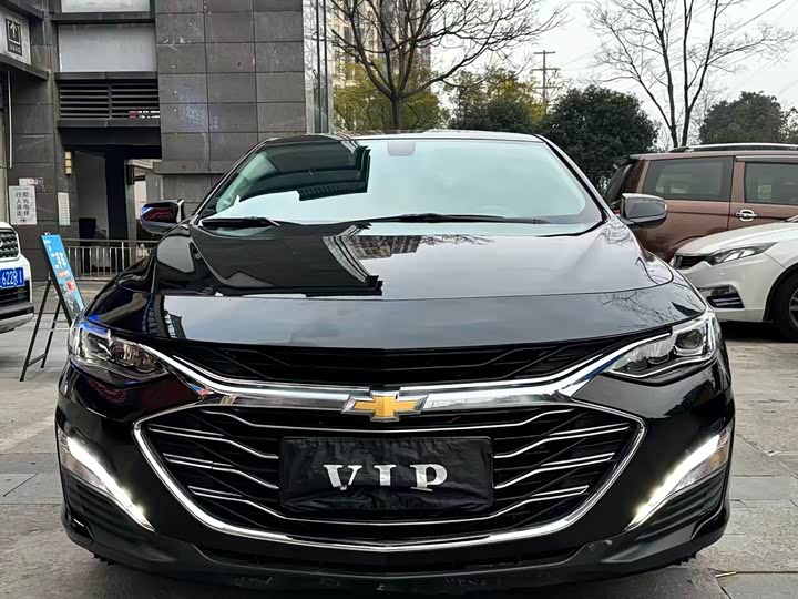 Фото 3 - Chevrolet Malibu XL