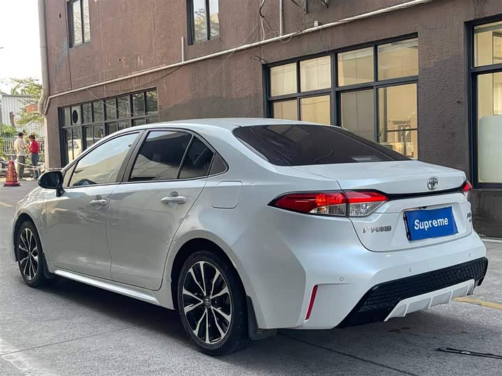 Фото 2 - Toyota Levin