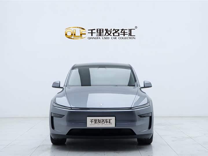 Photo 2 - Tesla Model Y