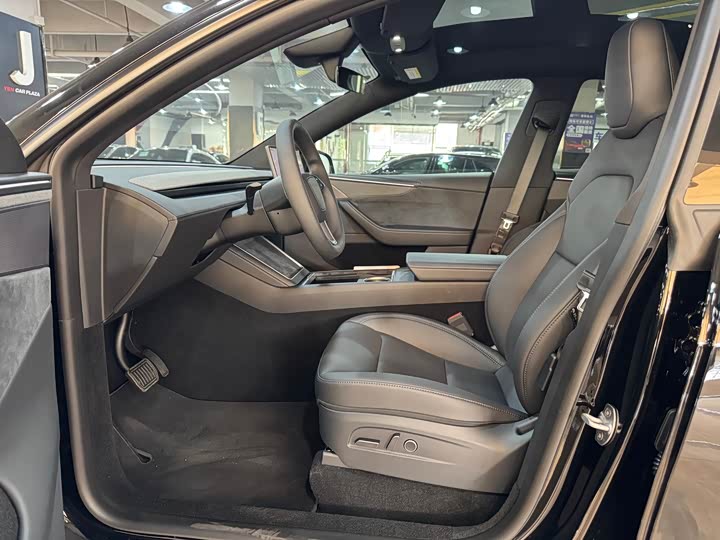 Фото 5 - Tesla Model Y