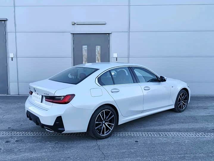 Фото 6 - BMW 3 Series