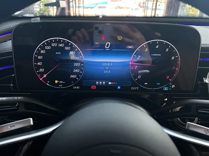 Фото 8 - Mercedes-Benz E-Class