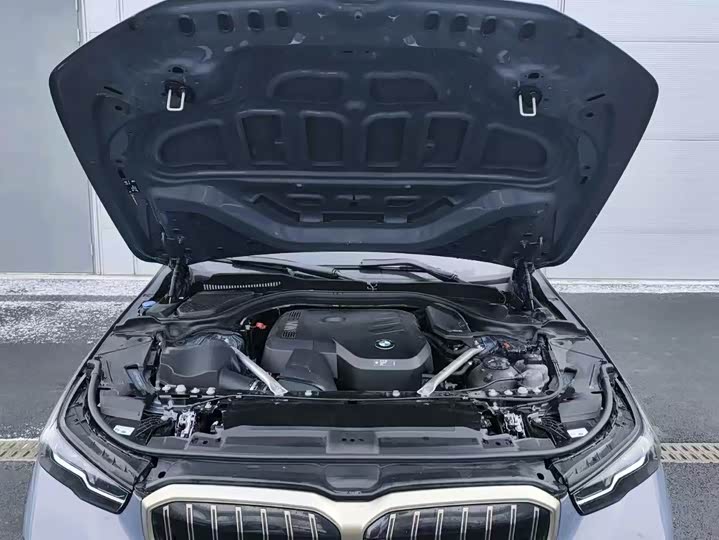 Фото 6 - BMW 5 Series