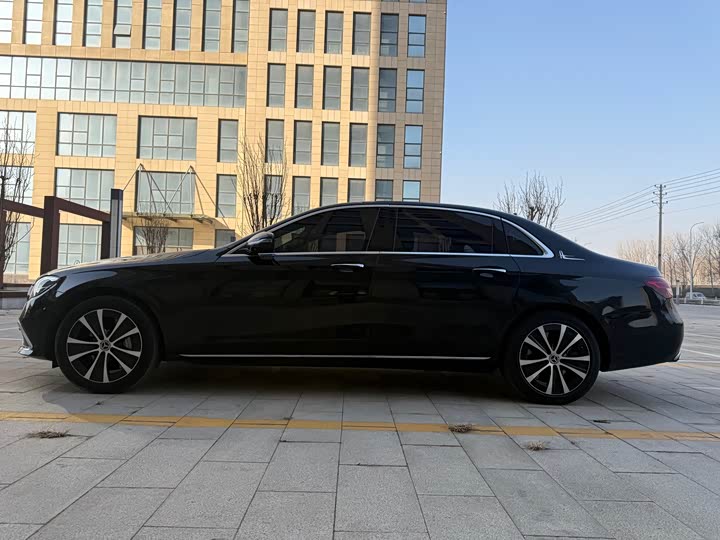 Фото 4 - Mercedes-Benz E-Class Hybrid