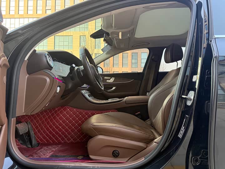 Фото 8 - Mercedes-Benz E-Class Hybrid