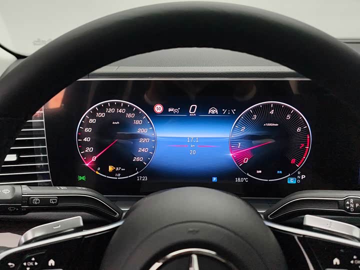 Фото 9 - Mercedes-Benz GLE-Class