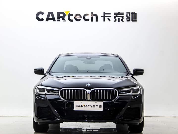 Фото 2 - BMW 5 Series