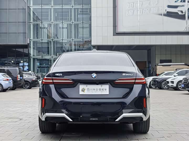 Фото 6 - BMW 5 Series