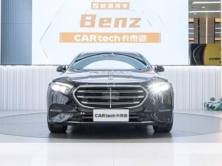 Photo 2 - Mercedes-Benz E-Class