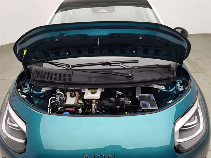 Фото 6 - GAC Aion UT