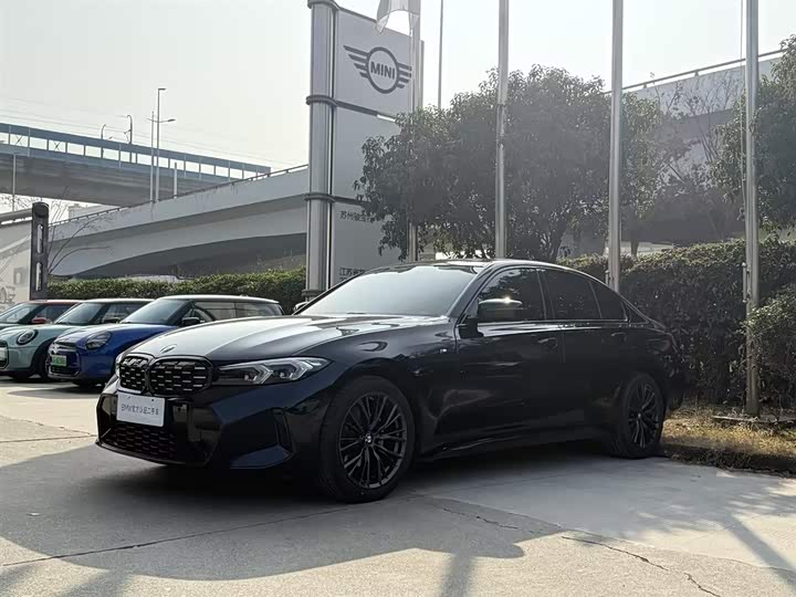 Фото 1 - BMW 3 Series